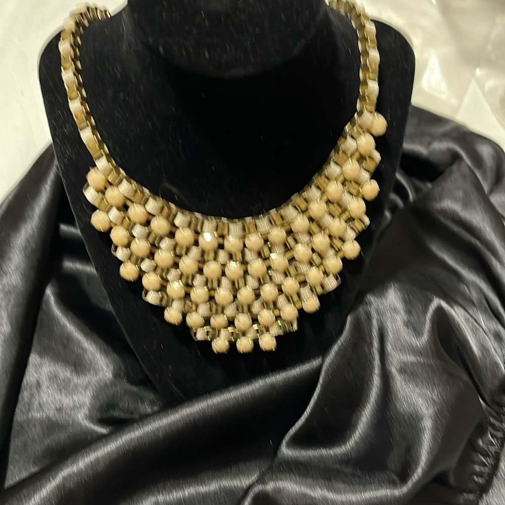 Choker necklace